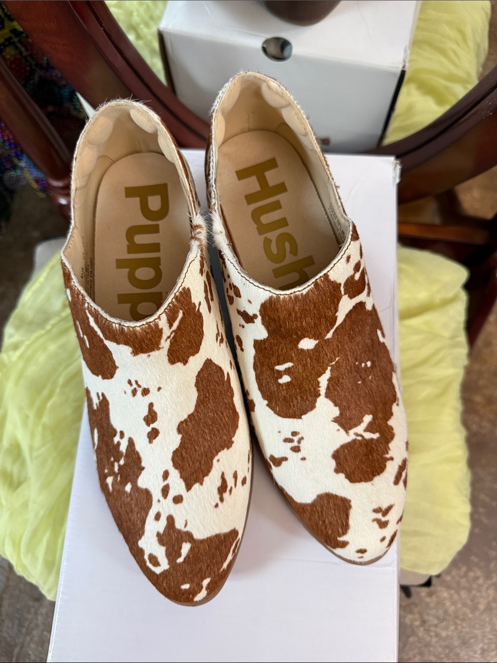 Hush Puppies Brown & White Cowhide Slip-On Mules - Picture 1 of 7